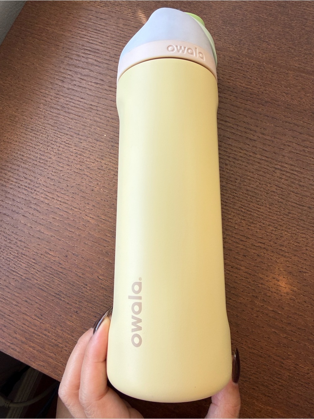 Owala 24oz FreeSip Stainless Steel Water Bottle -